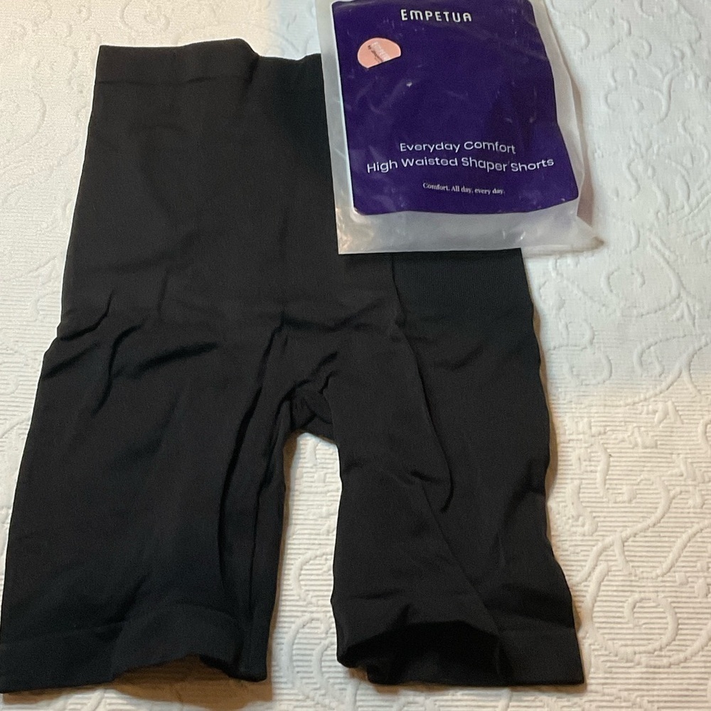 Empetua Black Everyday Comfort Shaper Shorts. High Waist. XL/XXL. NWT
